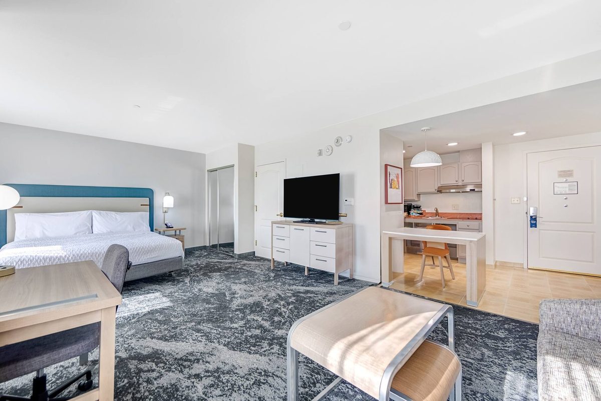 Homewood Suites by Hilton East Rutherford – Meadowlands